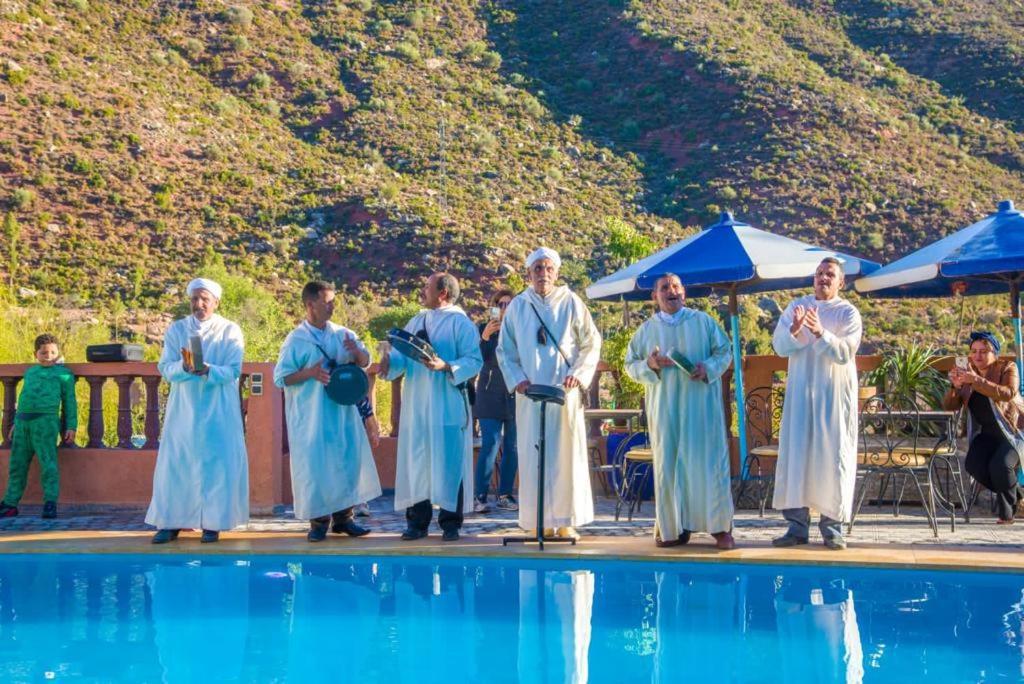 Auberge Le Refuge Aksri Ngoại thất bức ảnh