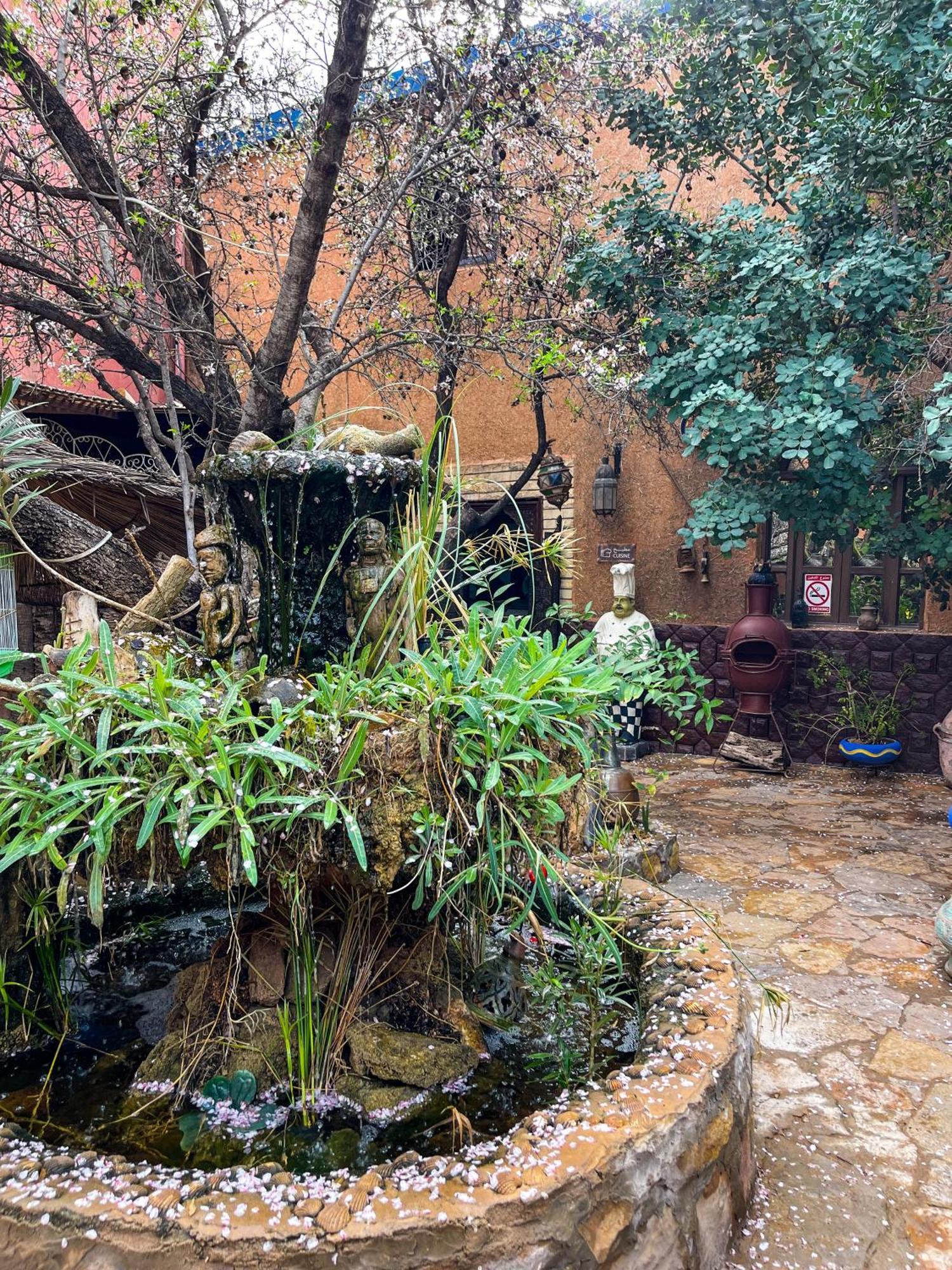 Auberge Le Refuge Aksri Ngoại thất bức ảnh